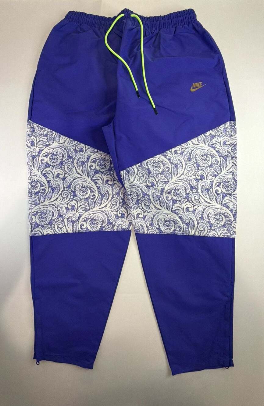 Nike Women's Sportswear Lapis Blue Paisley Lace Inset Track Pants DR6702-430 fit
